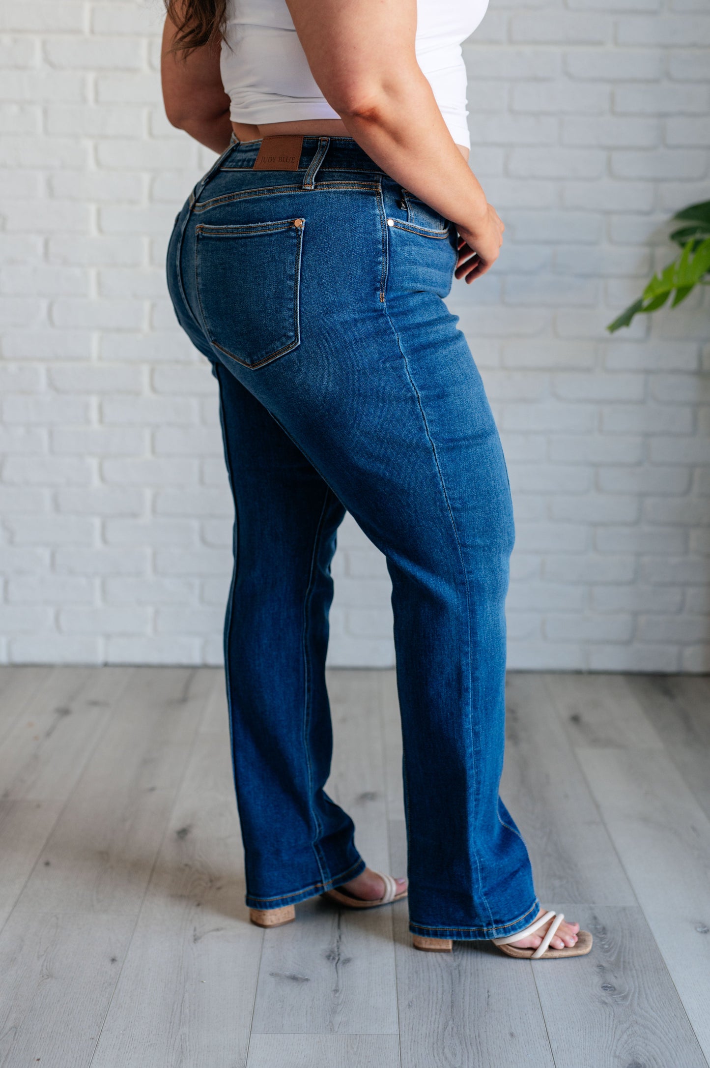 Judy Blue-Campbell High Rise Center Seam Detail Straight Jeans