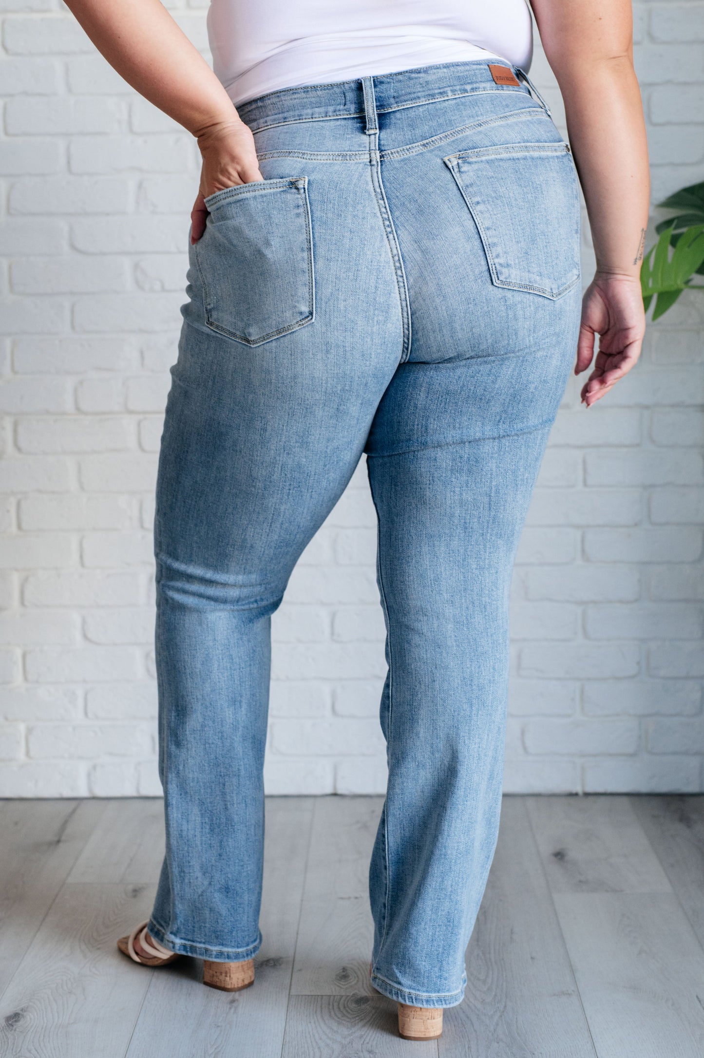 Judy Blue-Alana Mid Rise Clean Bootcut Jeans