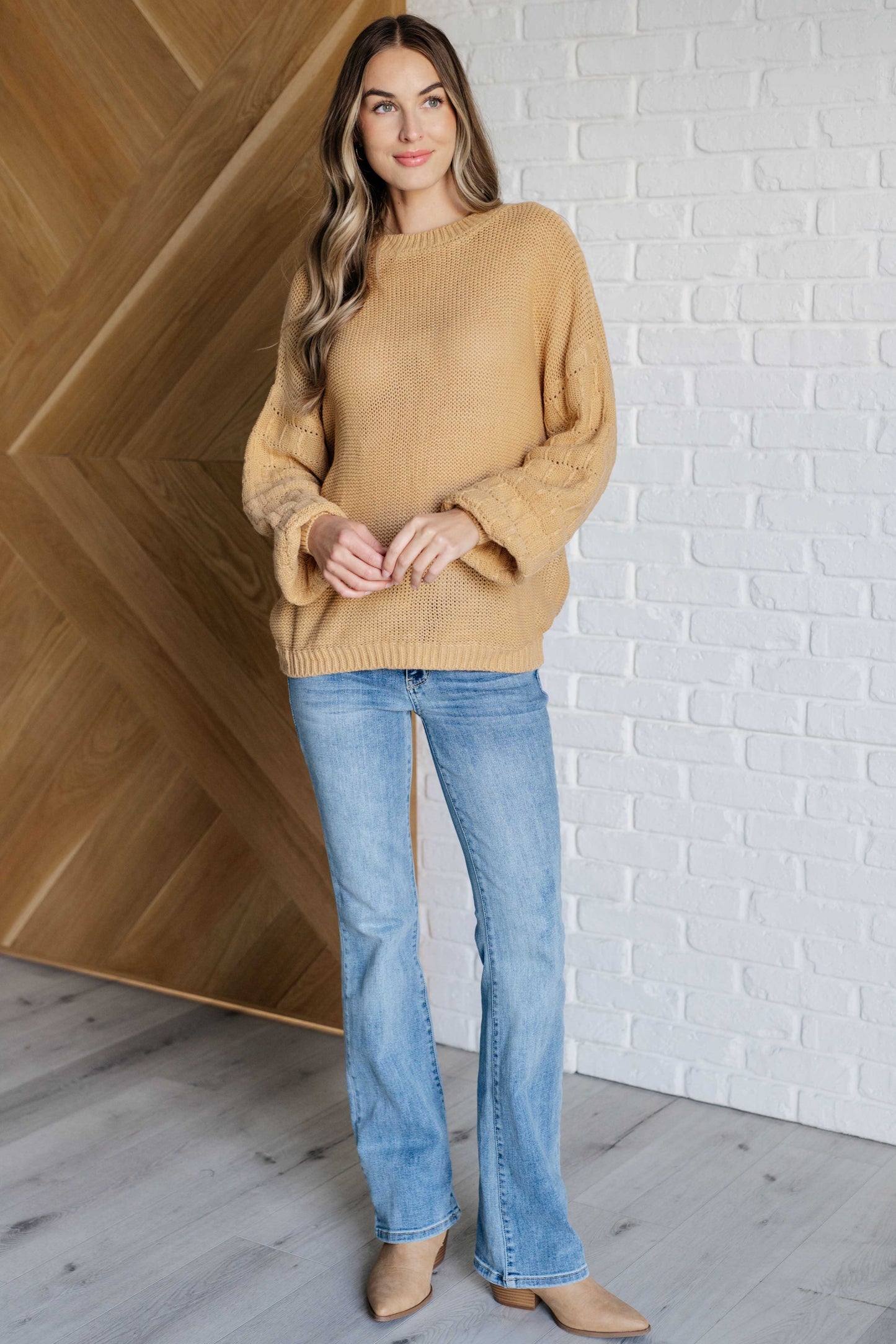 One Eleven North-Bubbly Personality Bubble Sleeve Sweater in Wheat