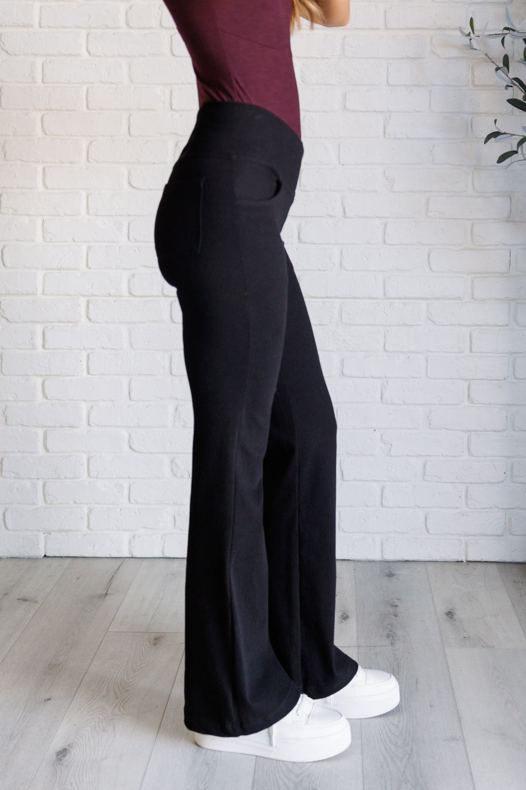 Rae Mode-Flared Crossover Waist Pant in Black