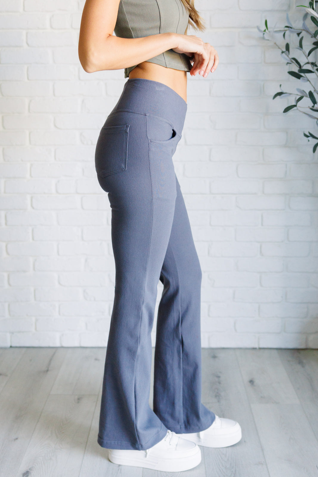 Flared Crossover Waist Pant in Titanium