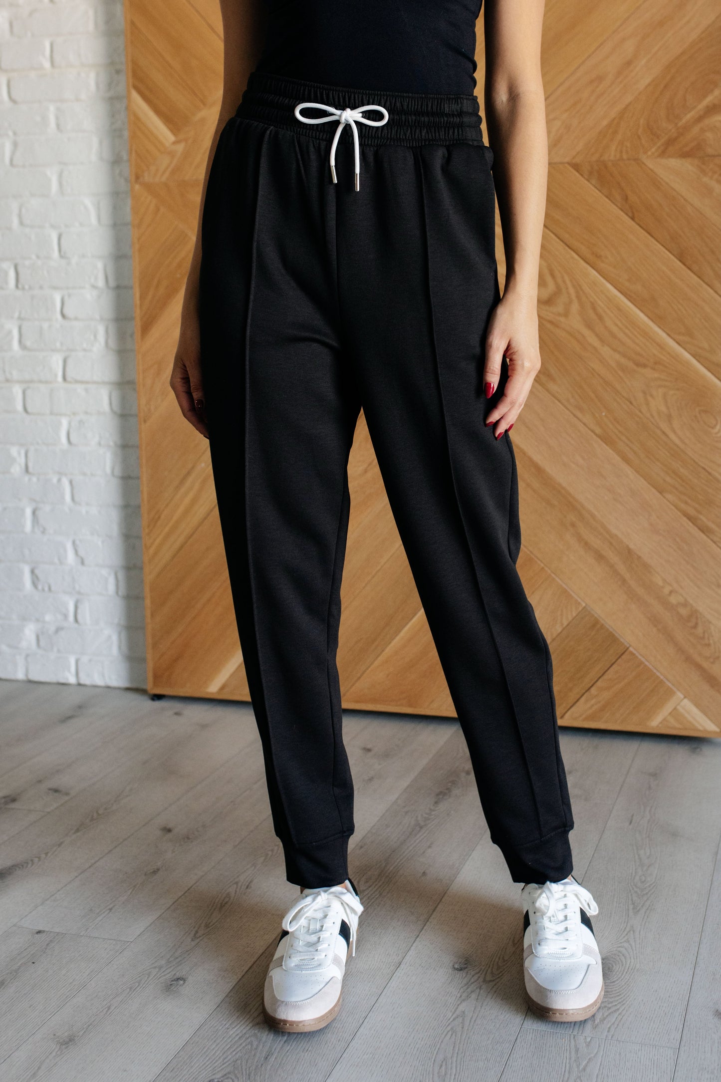 Zenana-Center Seam Scuba Joggers in Black