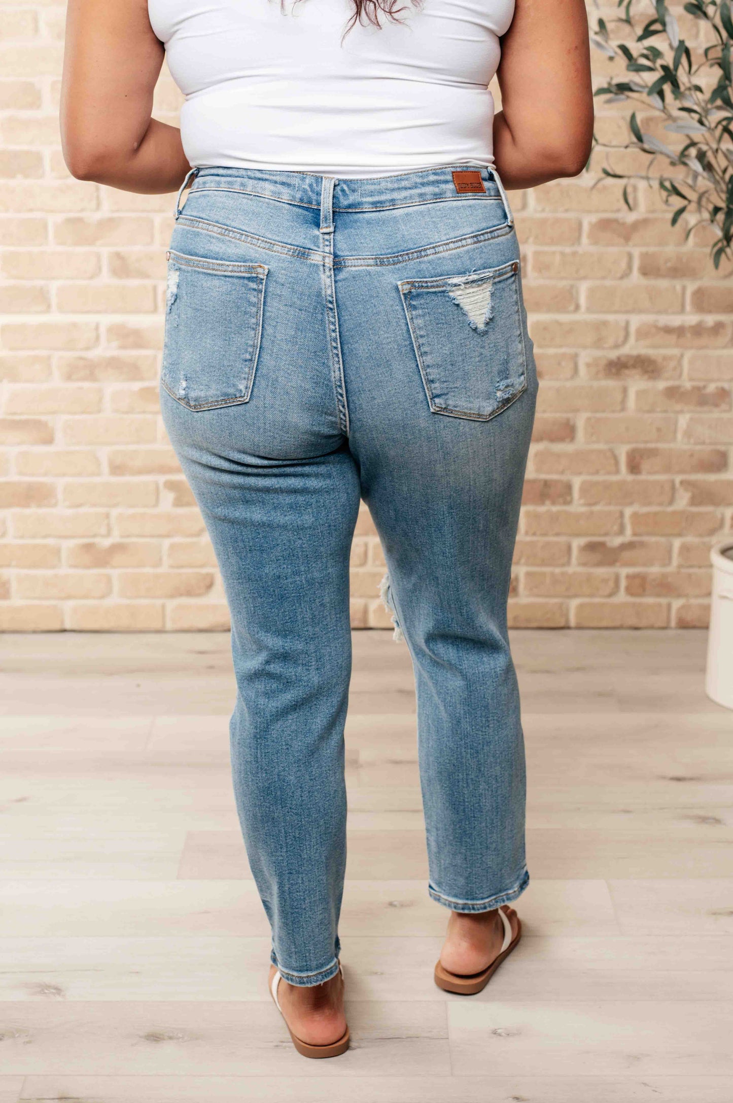 Judy Blue-Frankie High Waist Distressed Boyfriend Jeans