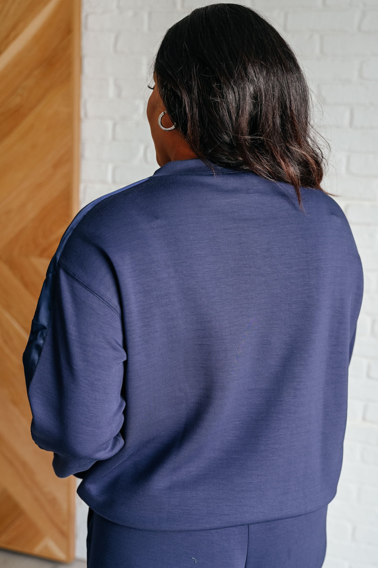 Rae Mode- Lysa Satin Stripe Pullover in Smoky Navy