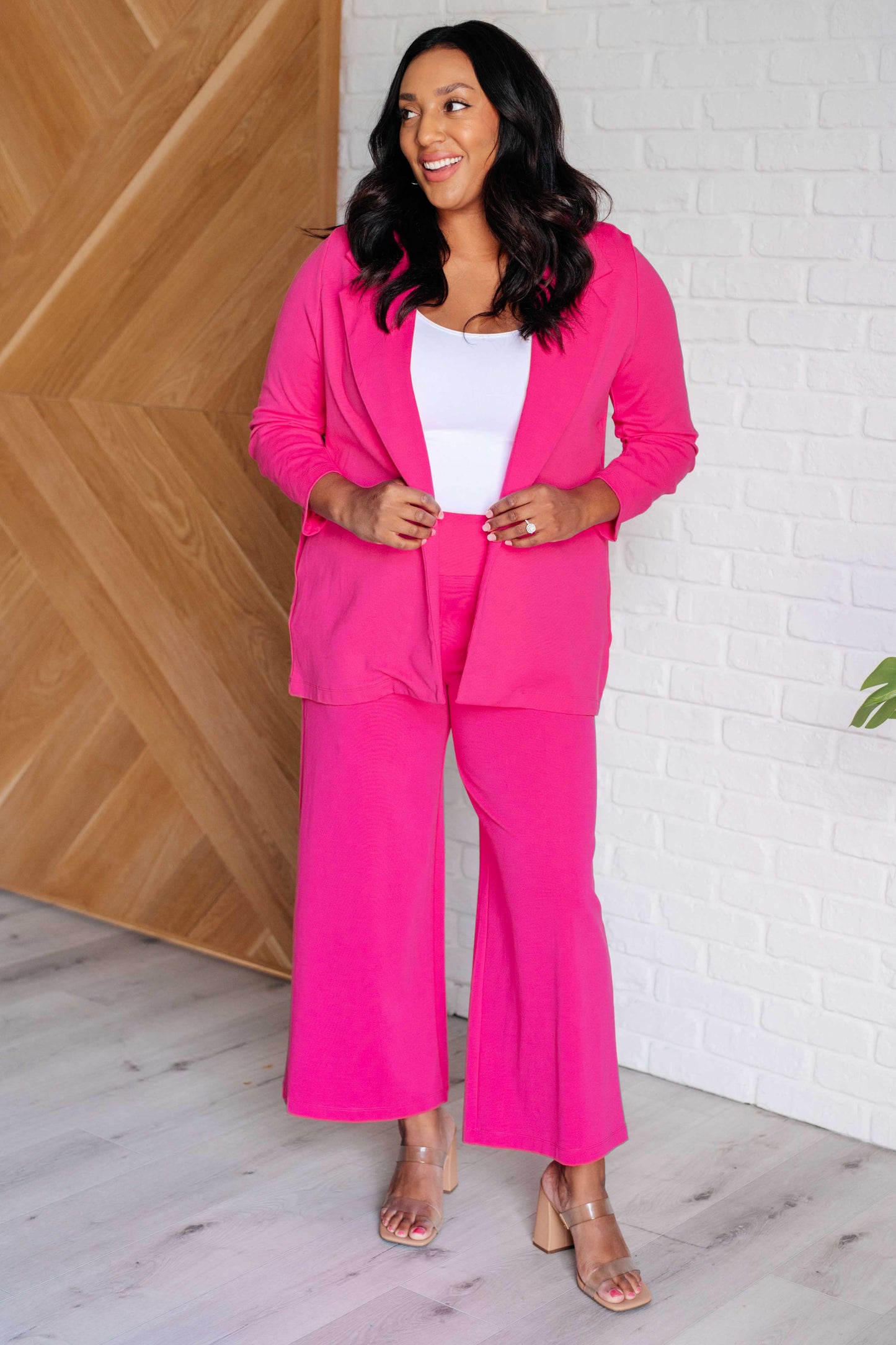 Dear Scarlet-Magic Wide Leg Crop Pants in Hot Pink