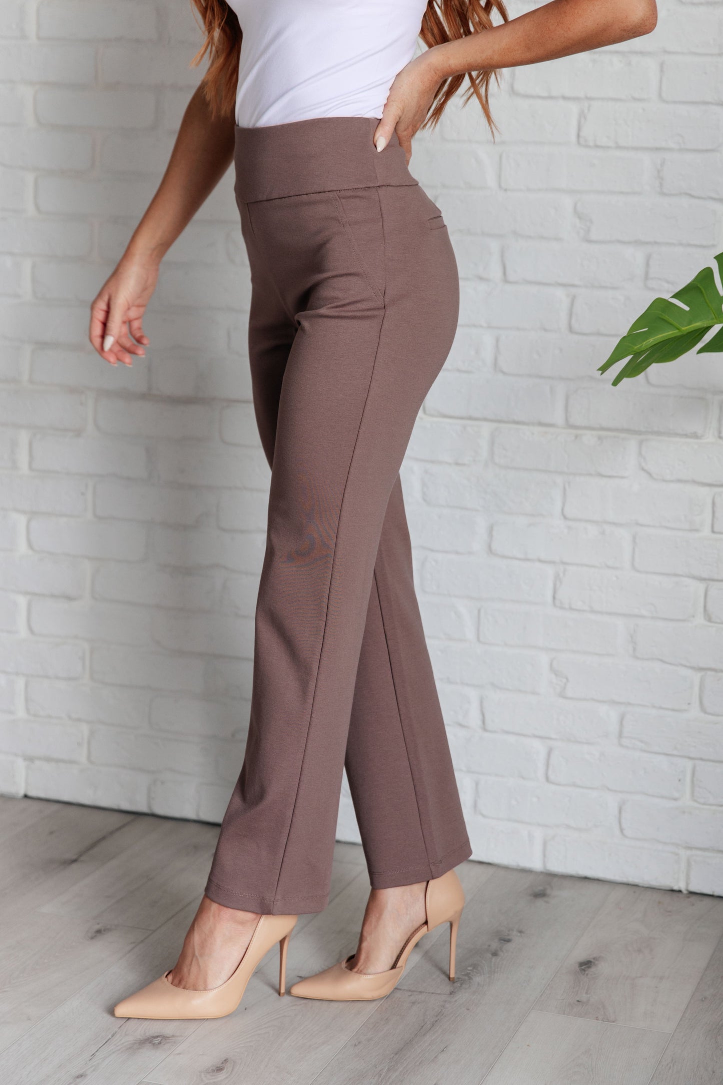 Dear Scarlett- Magic Straight Pants in Dark Mocha