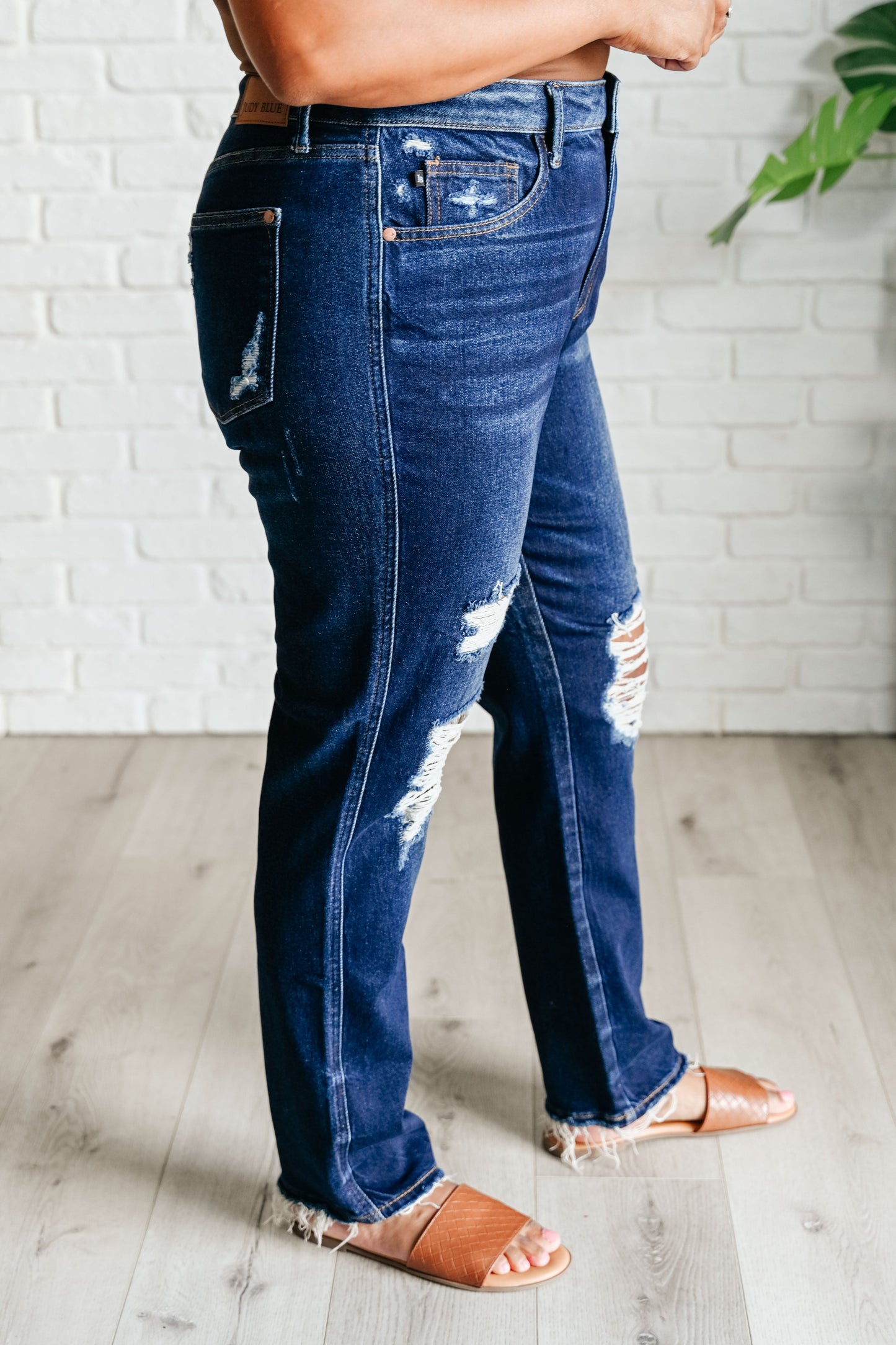 Judy Blue-Montana High Rise Rigid Magic Distressed Straight Jeans