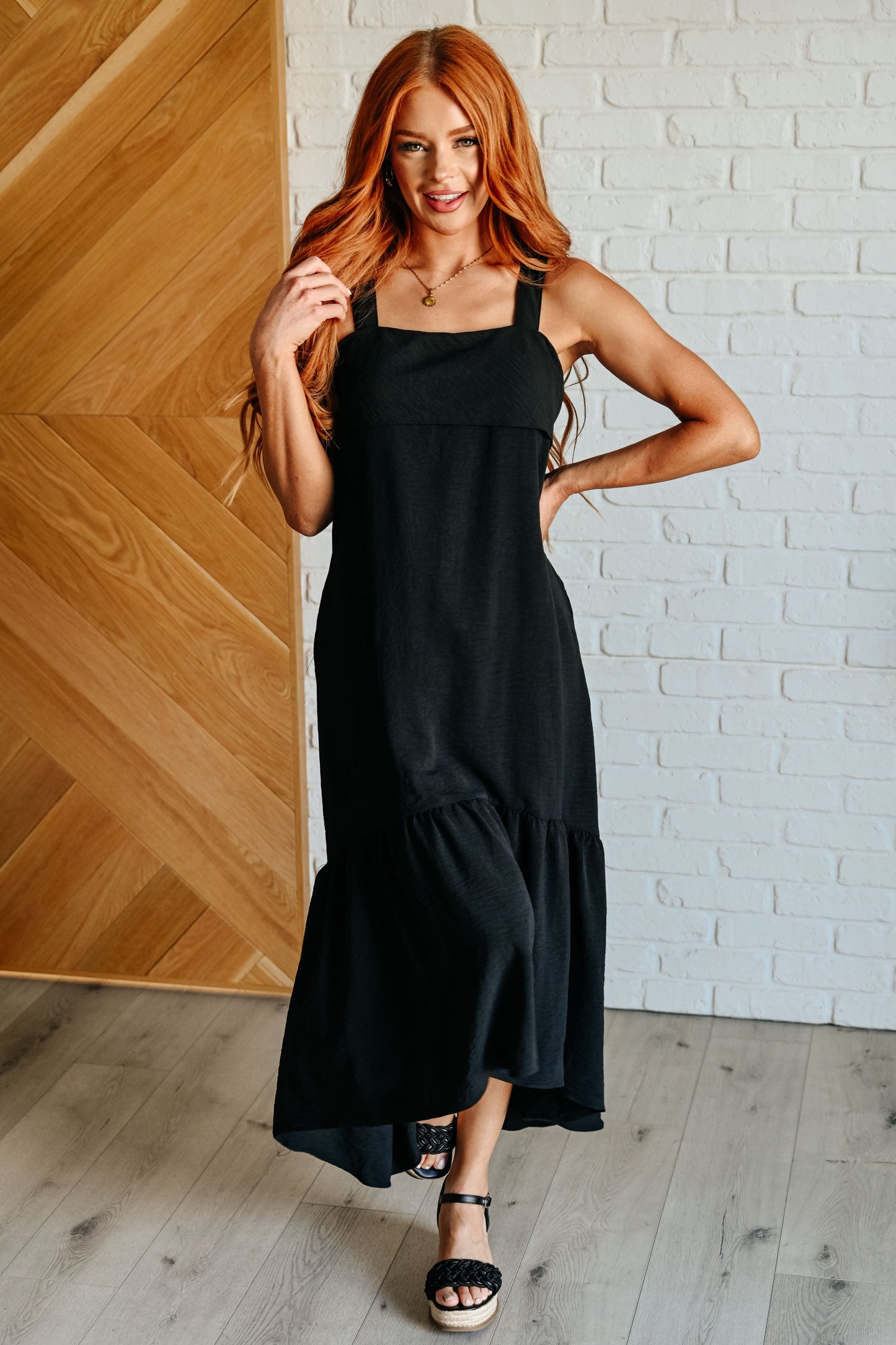 Jodifl- Nightlife Tie Back Maxi Dress