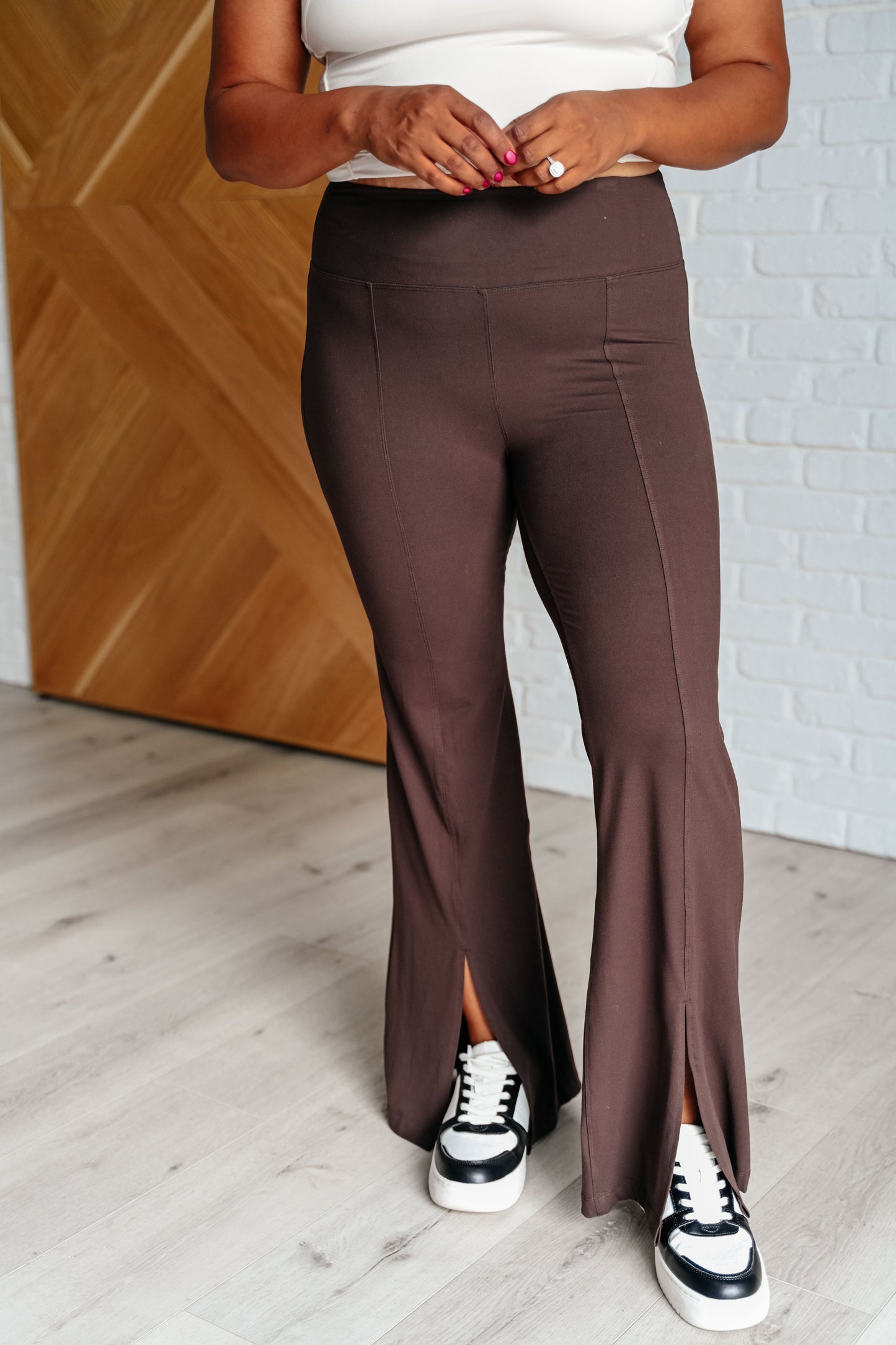 Rae Mode- Stamina Stride Flare Leggings in Espresso